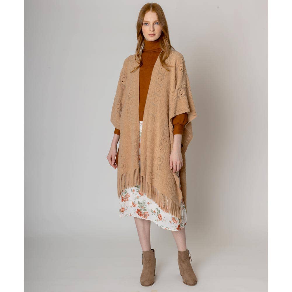 Sensibling Corp. - Vendita all'ingrosso Poncho - Donna - Poncho Ruana all'uncinetto solido10