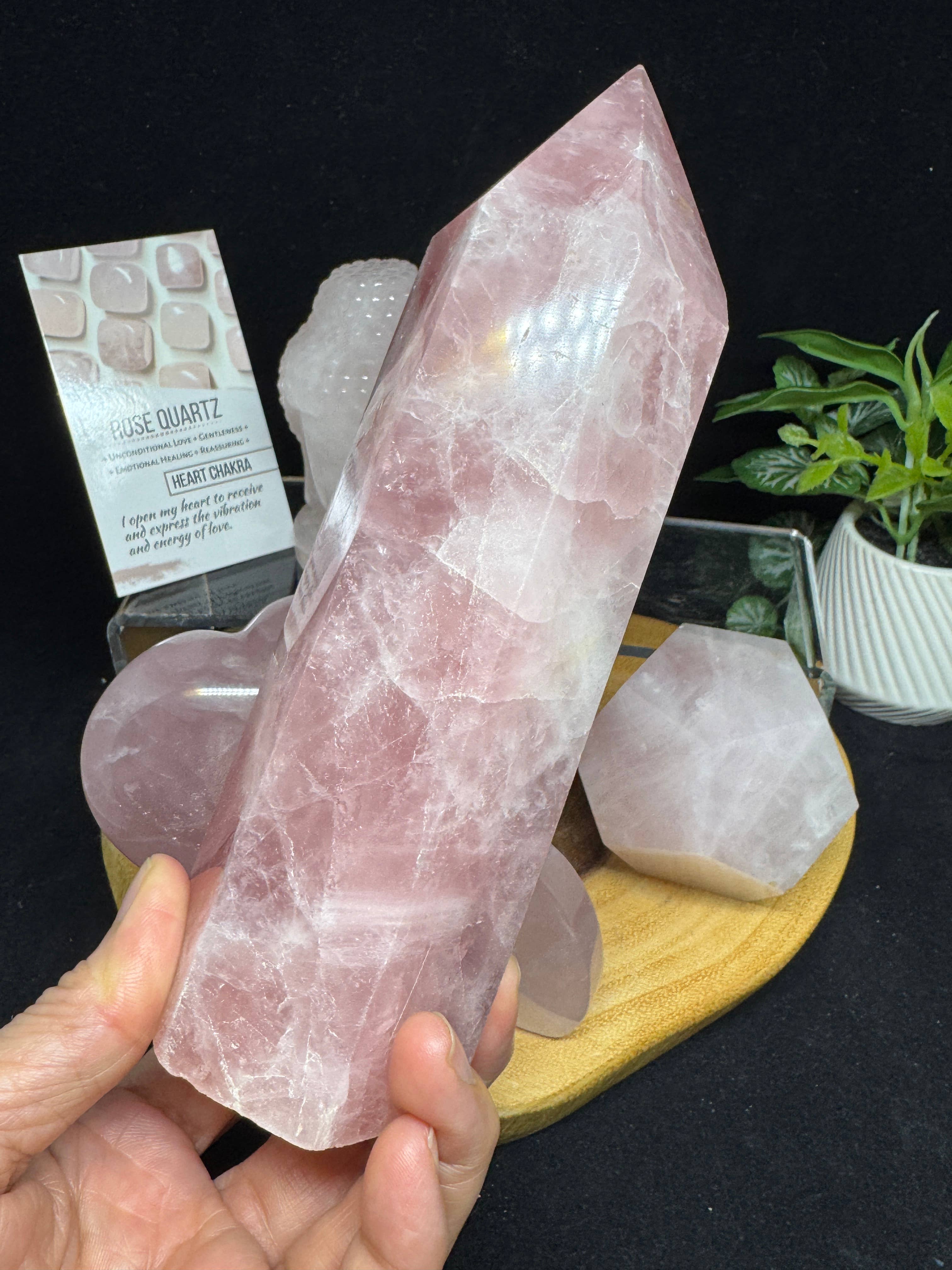 The 7 Directions - Venta al por mayor Piedras/cristales espirituales - Paquete de 5 piezas de torre de cuarzo rosa con corazón de Buda 23F8