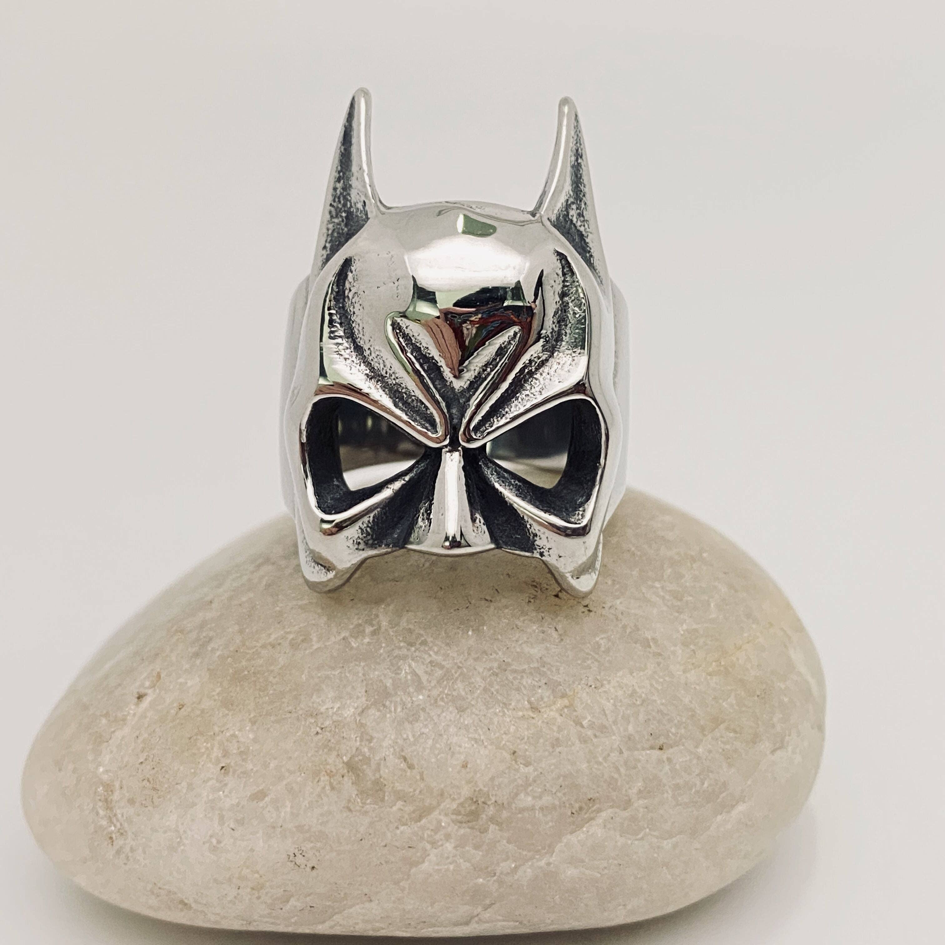 Mio Queena – Großhandel Siegelringe – Ring aus Edelstahl mit Batman-Kopf — MJ/MR1