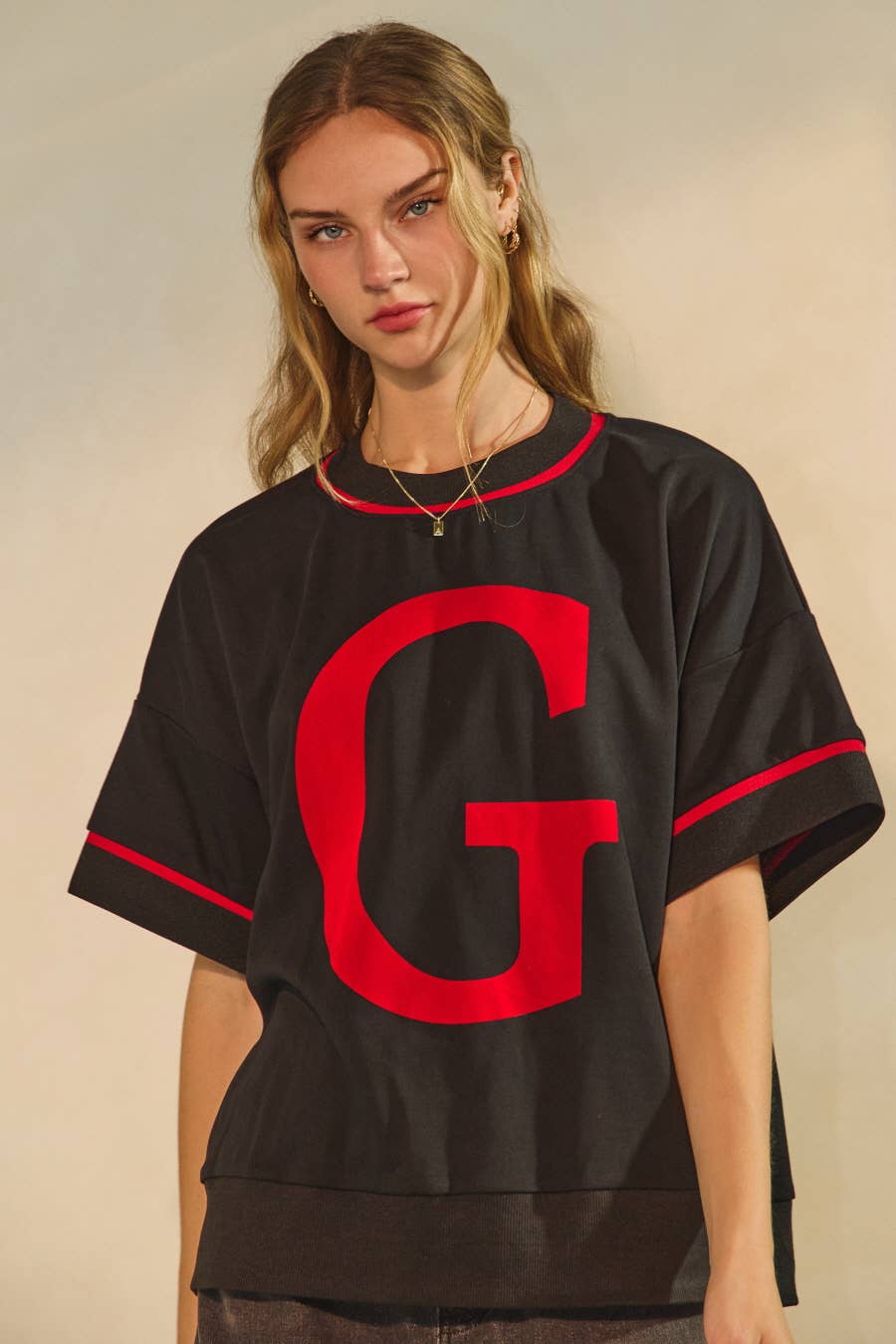 Black Boxy Short-sleeve Sweatshirt for wholesale on Faire1