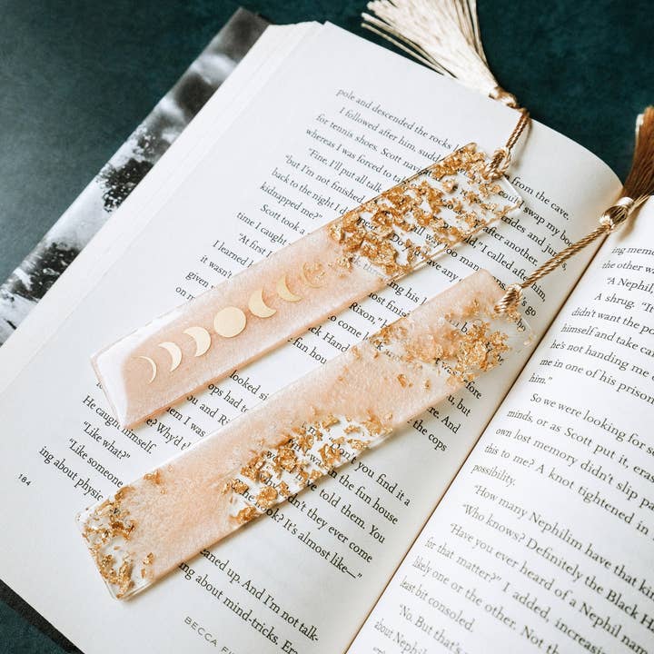 Peach Moon Phases & Geode Bookmark and other Purchase Wholesale moon phase. Free Returns & Net 60 Terms on Faire trending on Faire.