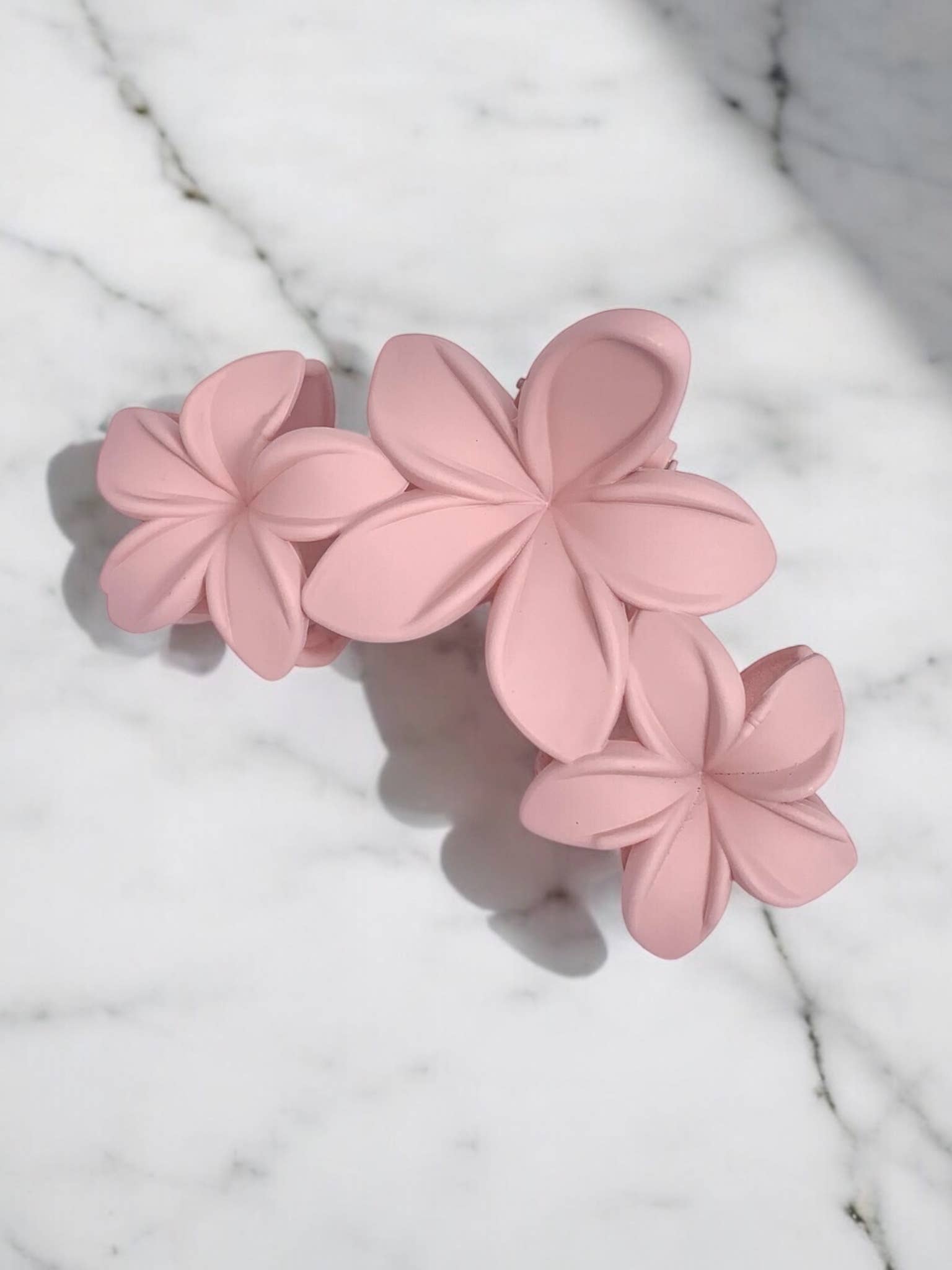 BYREN | ÉLINE L'ATELIER - Wholesale Hair Accessories Set - Women's - YH21 flower-shaped hair clip3