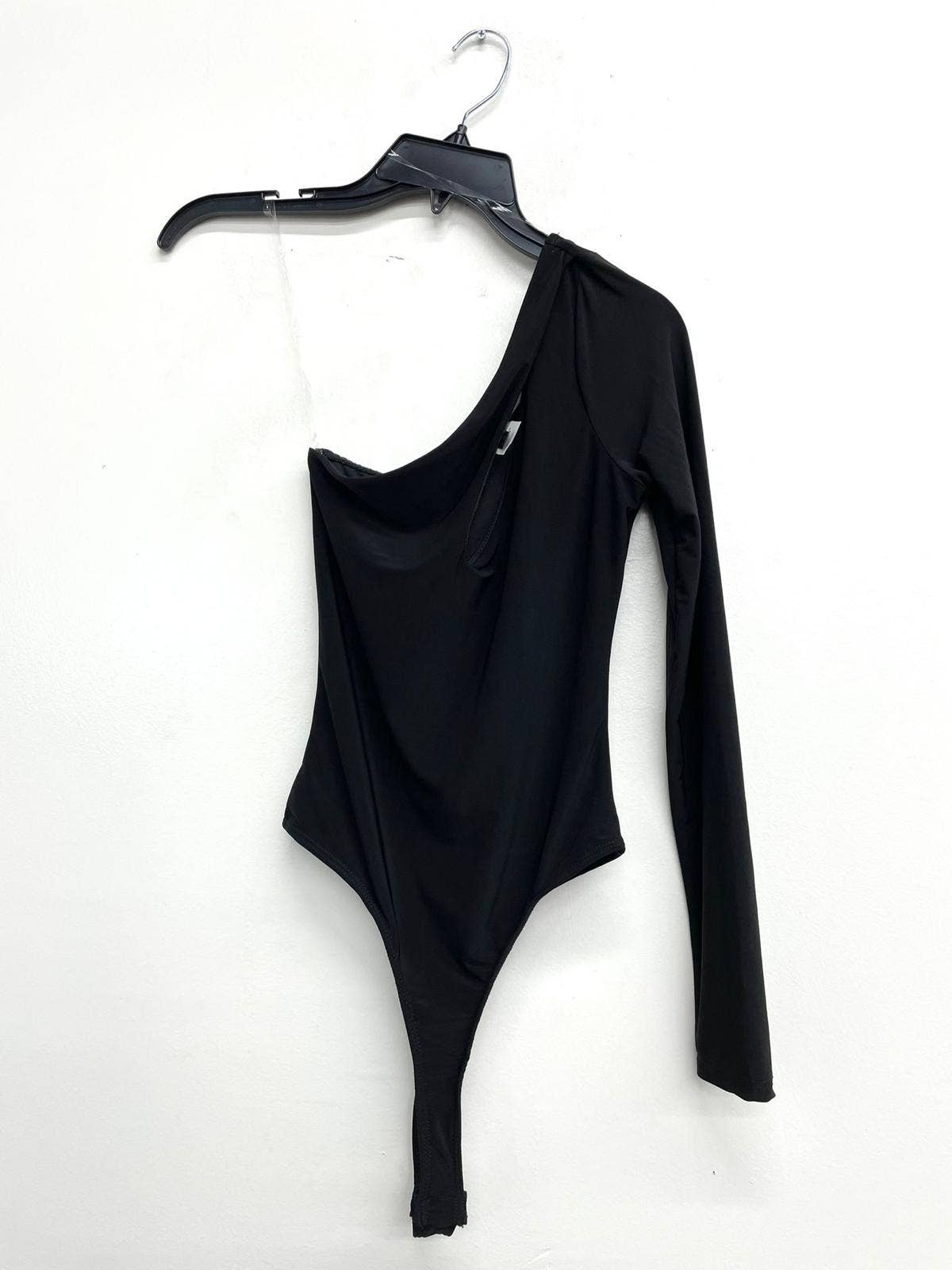 Uptown Apparel - Venta al por mayor Body - Mujer - Body con forro de tanga recortado con un solo hombro J67787