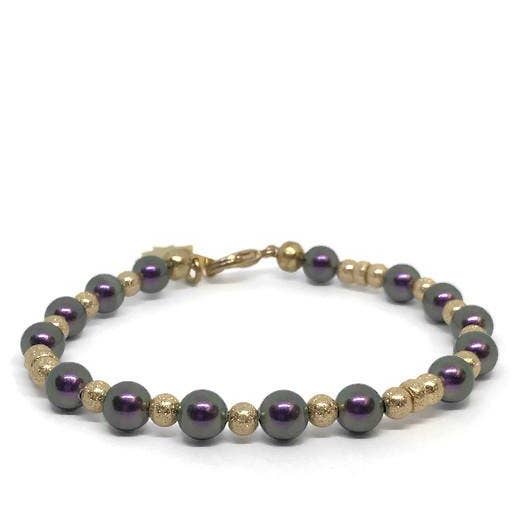 Janine’s Jewelry Design – Engroshandel Perlearmbånd – Guld fyldt perler og lilla Crystal Pearl armbånd med sommerfugl, lilla perle armbånd