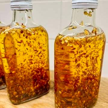 Sourdough by the Sea - Wholesale Olive oil - Premium Sussex Chilli & Sea Salt Oil - from crushed dried ch1