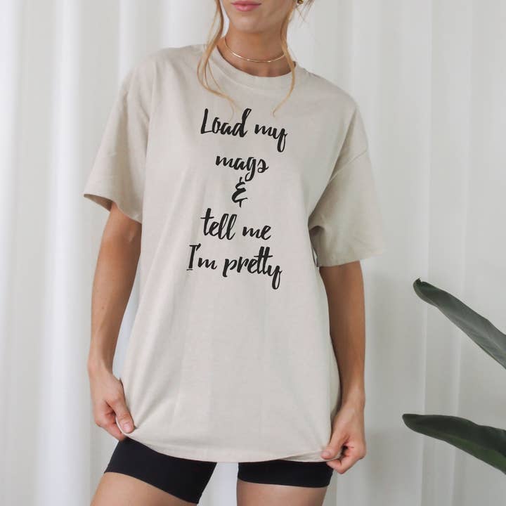 Armed In Style - Venta al por mayor Camiseta serigrafiada - Mujer - Camiseta Load My Mags & Tell Me I'm Pretty0