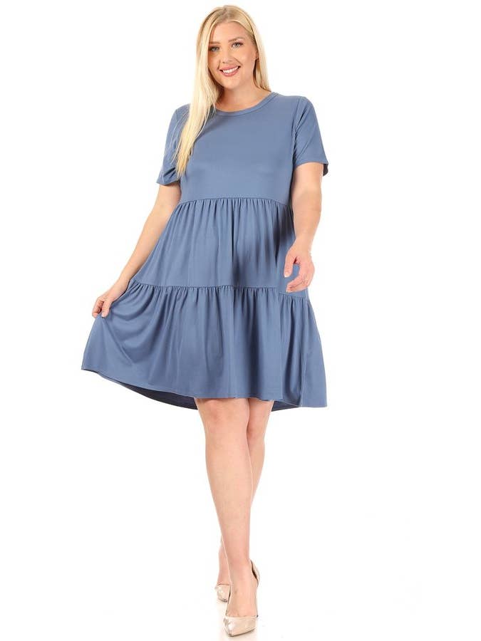 VIBE Apparel Co – wholesale Klänning - Dam – Plus borstad kortärmad baby docka klänning med 2 tier kjol12