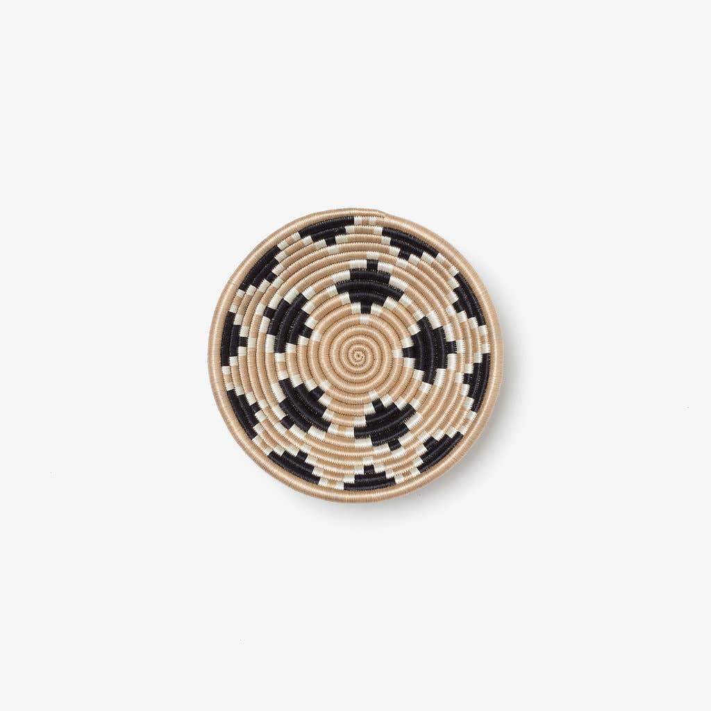 Villages Wholesale - Wholesale Decorative Plate/Dish/Bowl - Akaneri Handwoven Bowls Various Colours (2 Sizes)20