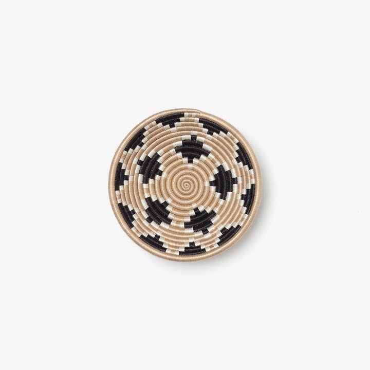 Villages Wholesale - Wholesale Decorative Plate/Dish/Bowl - Akaneri Handwoven Bowls Various Colours (2 Sizes)20