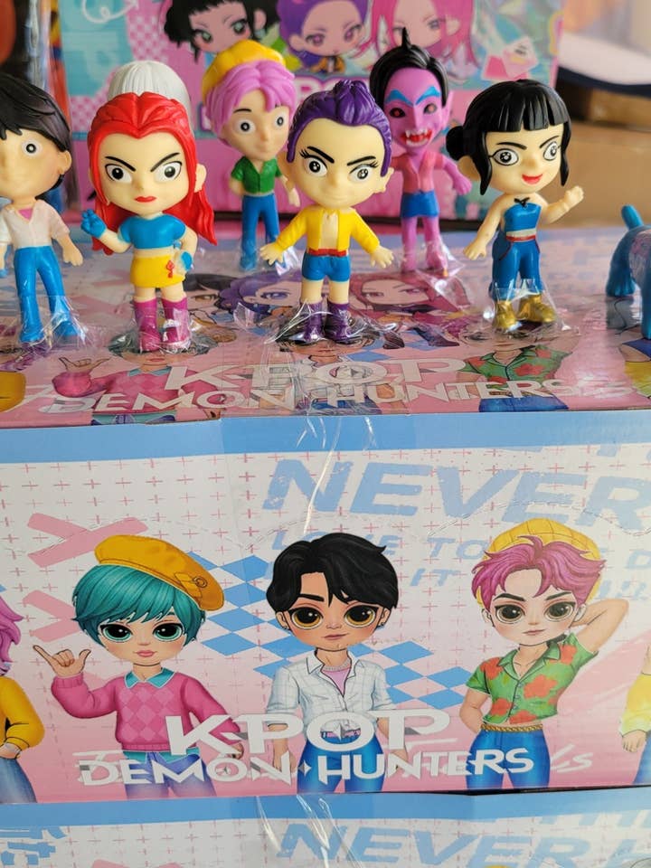 K-pop Demon Hunters Figur Nyckelring för wholesale av anbfashion