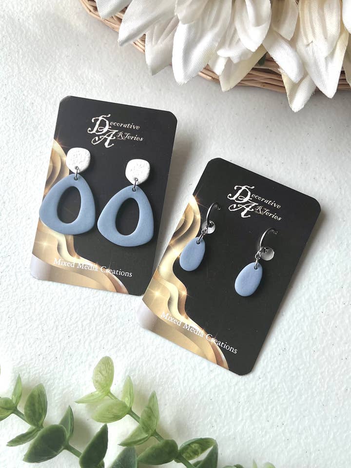 Simple Blue Dangles for wholesale by Decorative ARTeries