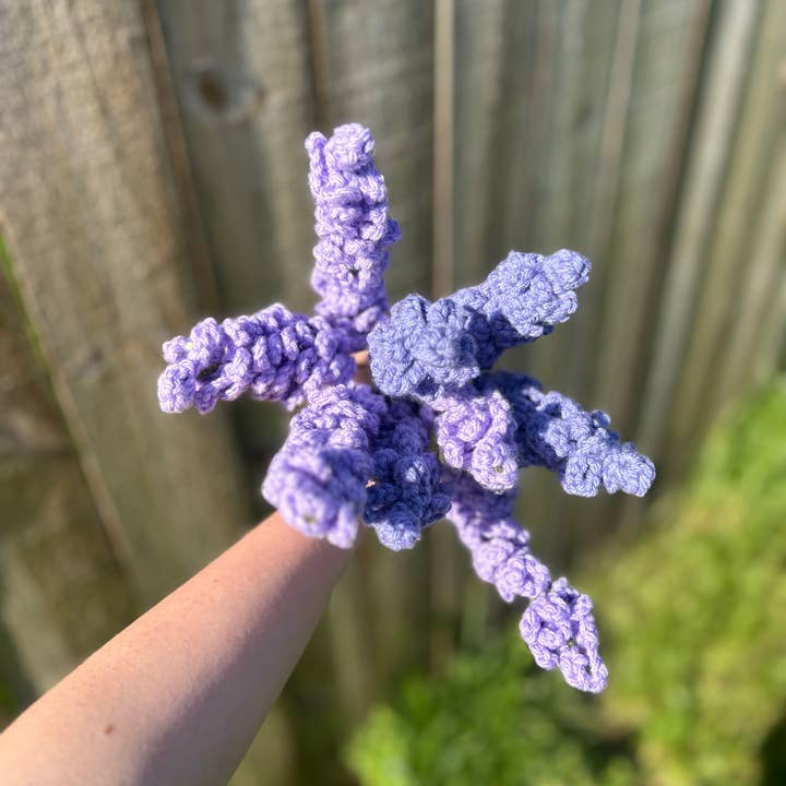 Crochet by Jolene - Wholesale Artificial flowers - Crochet Lavender Stem - Two Options0