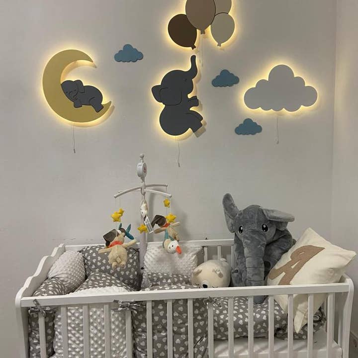 Lumieworld - Wholesale Night Light - Kids & Baby - LumiDreams Elephant Wall Lamp