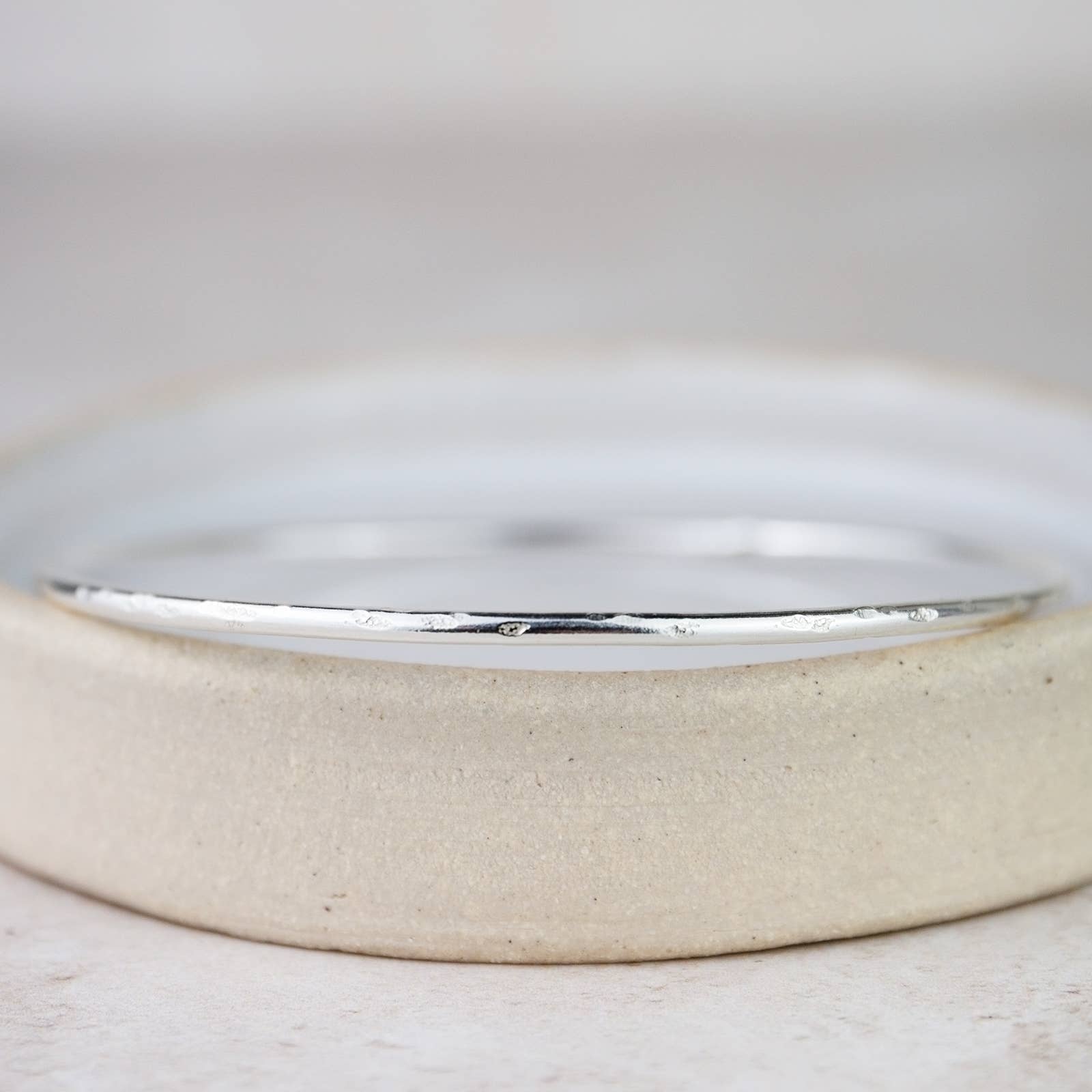 Lucy Kemp Jewellery – wholesale Bangle bracelet – Sterling Silver Geo Circle Bangle2