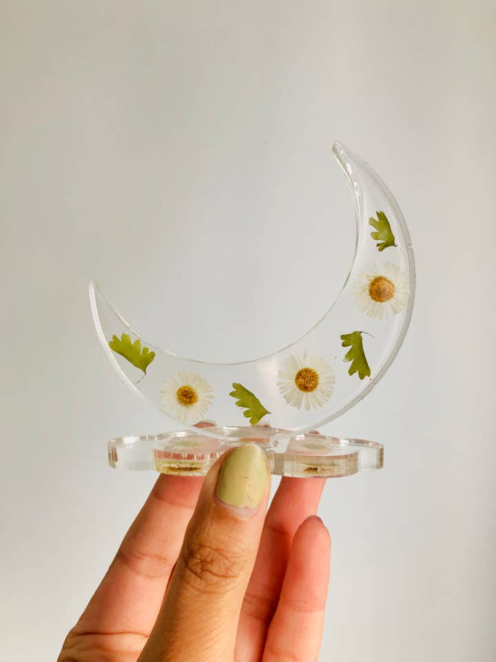 Moon ringhouder - klein madeliefje voor wholesale door Sharlene Robertson Designs