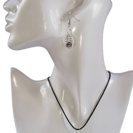 Parure perles noir argenté pour la vente par Blue Moon Bijoux