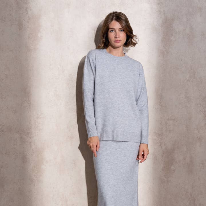 259317 - CONJUNTO 40%PC 28%NY 27%PE 5%ME and other Purchase Wholesale meubelstof. Free Returns & Net 60 Terms on Faire trending on Faire.