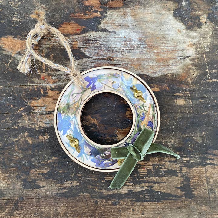 Flower Press, decorazione per albero di Natale, perfetta come regalo per giardinieri per la vendita all'ingrosso da parte di Holly Hills Lane