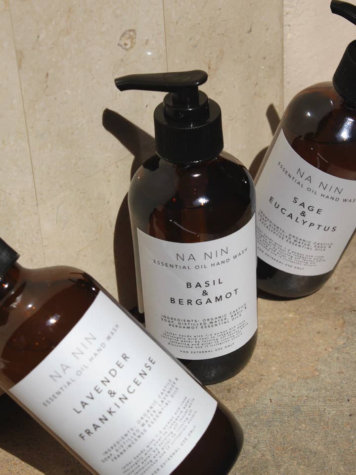 Savon pour les mains à l'huile essentielle de basilic et de bergamote pour la vente par Na Nin