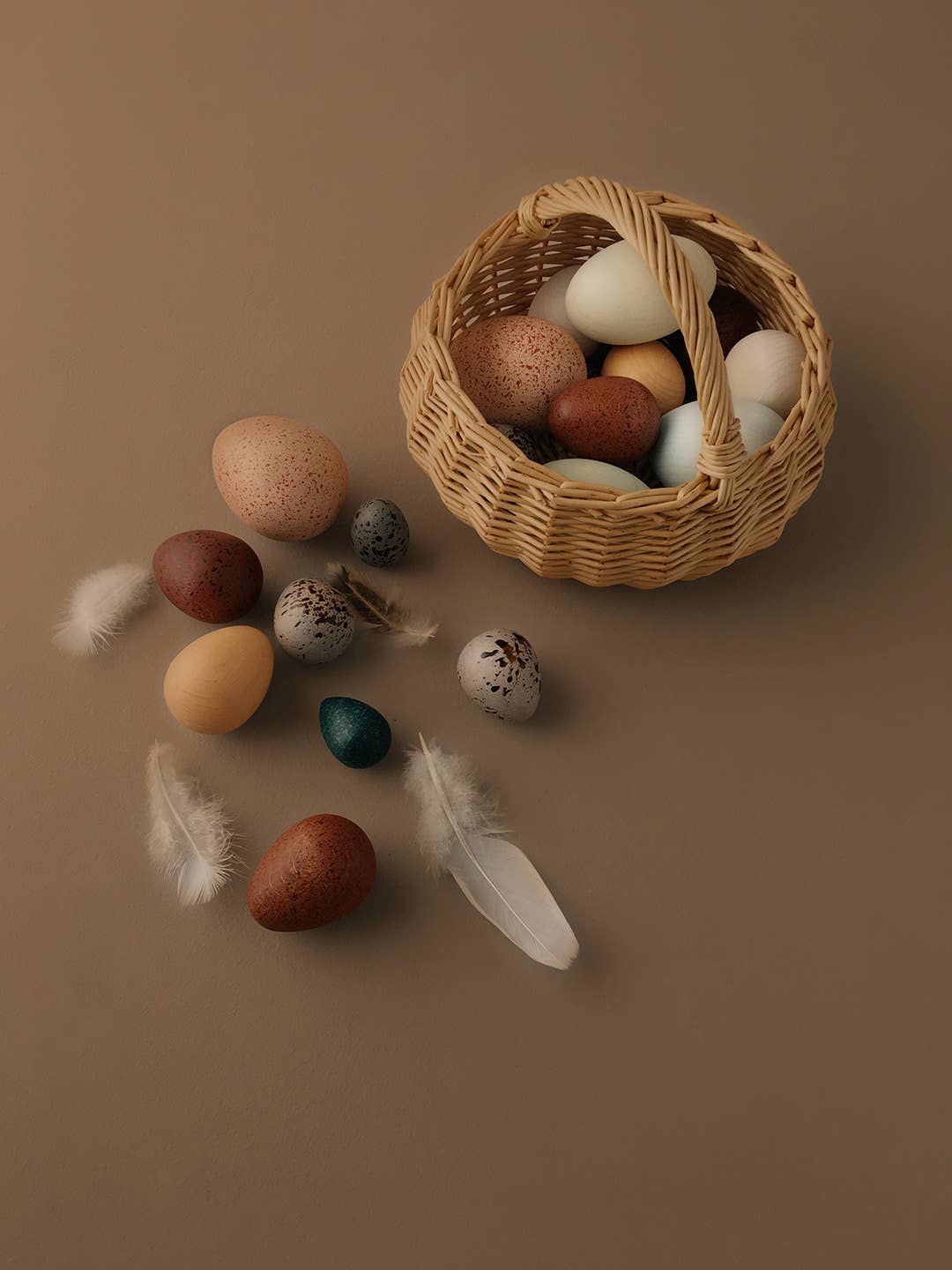 Moon Picnic - Wholesale Wood Toy - Kids - A Dozen Bird Eggs in a Basket2