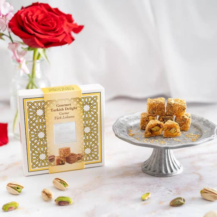 Divan Patisserie Uk – wholesale Chocolate-covered sweets – Divan Turkish Delight | Pistachio Coated With Kadayif | 70 gr.