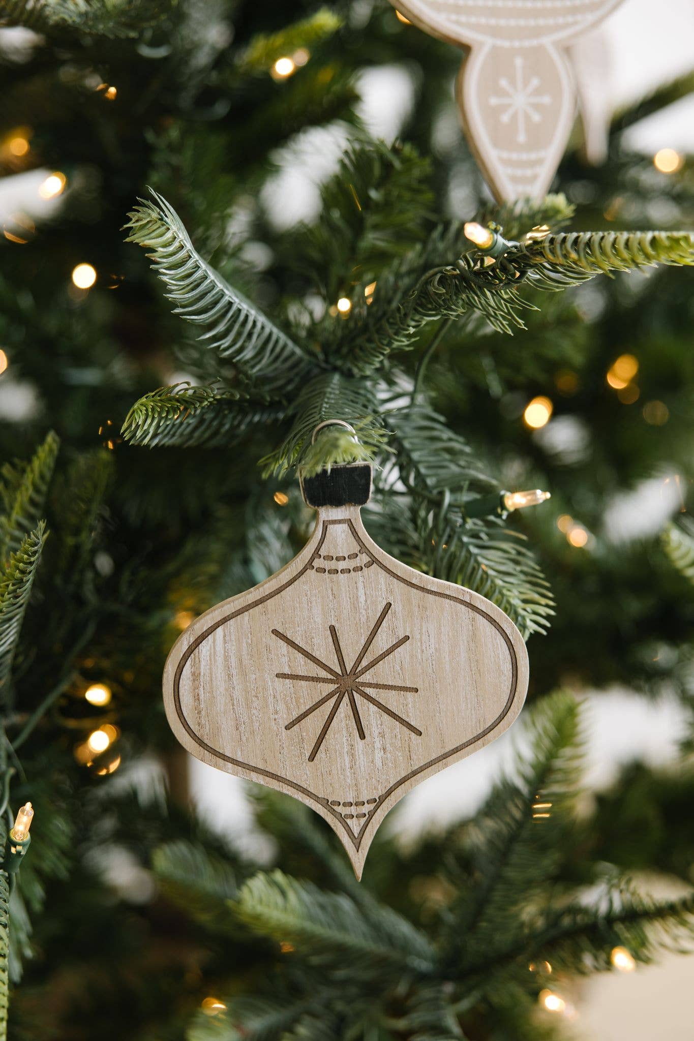 Devanie At Home (Formerly Adams & Co.) - Wholesale Ornament - 75526 - 3.25x4 wood orn (LAMP STR)  CHRISTMAS Decor2