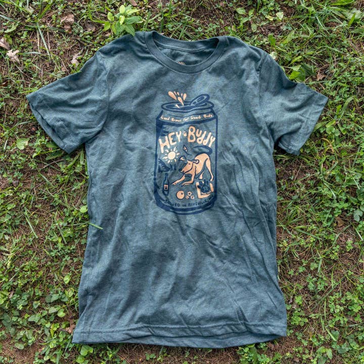T-shirt Hey Buddy Beer | Asheville pour la vente par Menottees