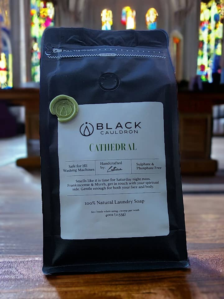 Cathedral (Frankincense & Mirra) Sabonete Natural para Lavanderia em Pó 40oz por atacado de Black Cauldron Soap Co.