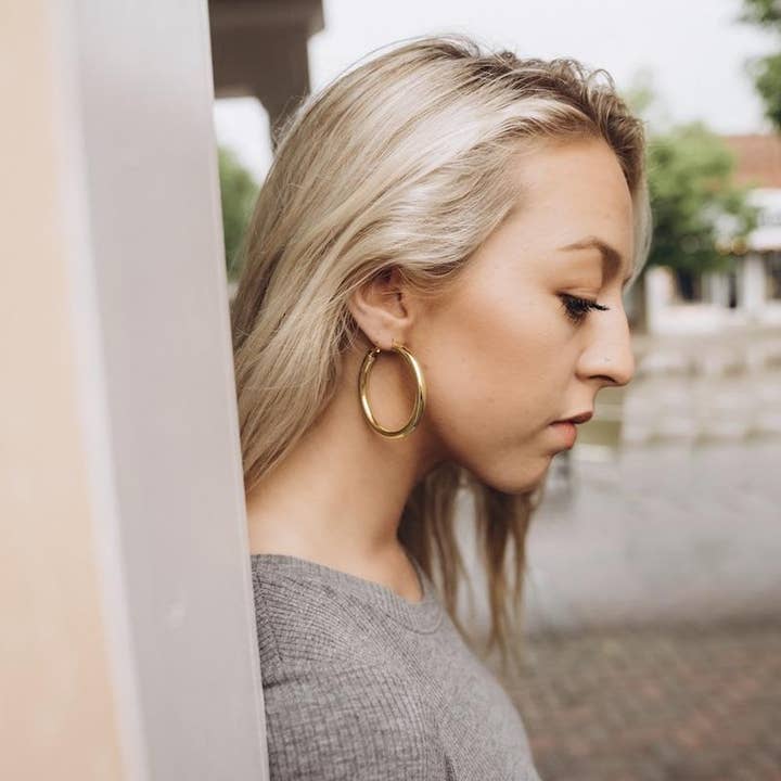 Danae - Vente Créoles - Cerceaux Bold Doré 30-50 mm4