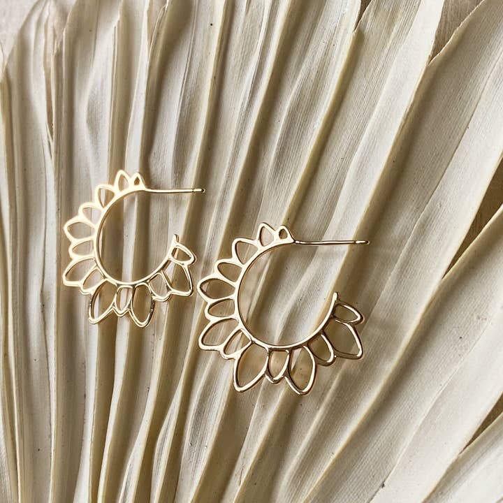 Agaveh girl – wholesale Hoop earrings – Flower Girl Hoops2