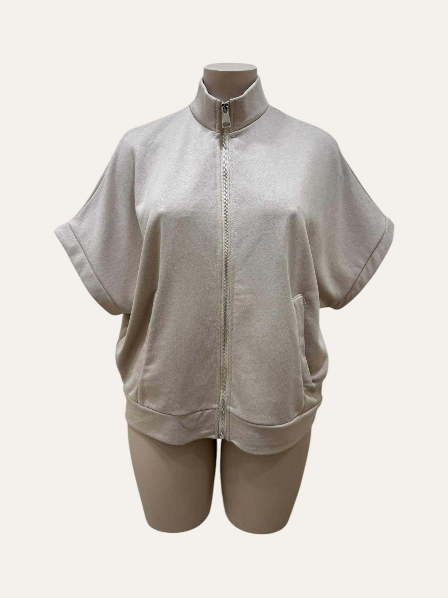 C'MELODIE – wholesale Jacka - Dam – Stor Storlek - Damjacka Knälång Kortärmad2