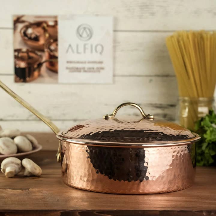Solid kobbersaucepan med låg | Håndlavet kobbergryde | Håndterede tyrkiske kobberkøkkenredskabssæt for engroshandel hos ALFIQ Copper
