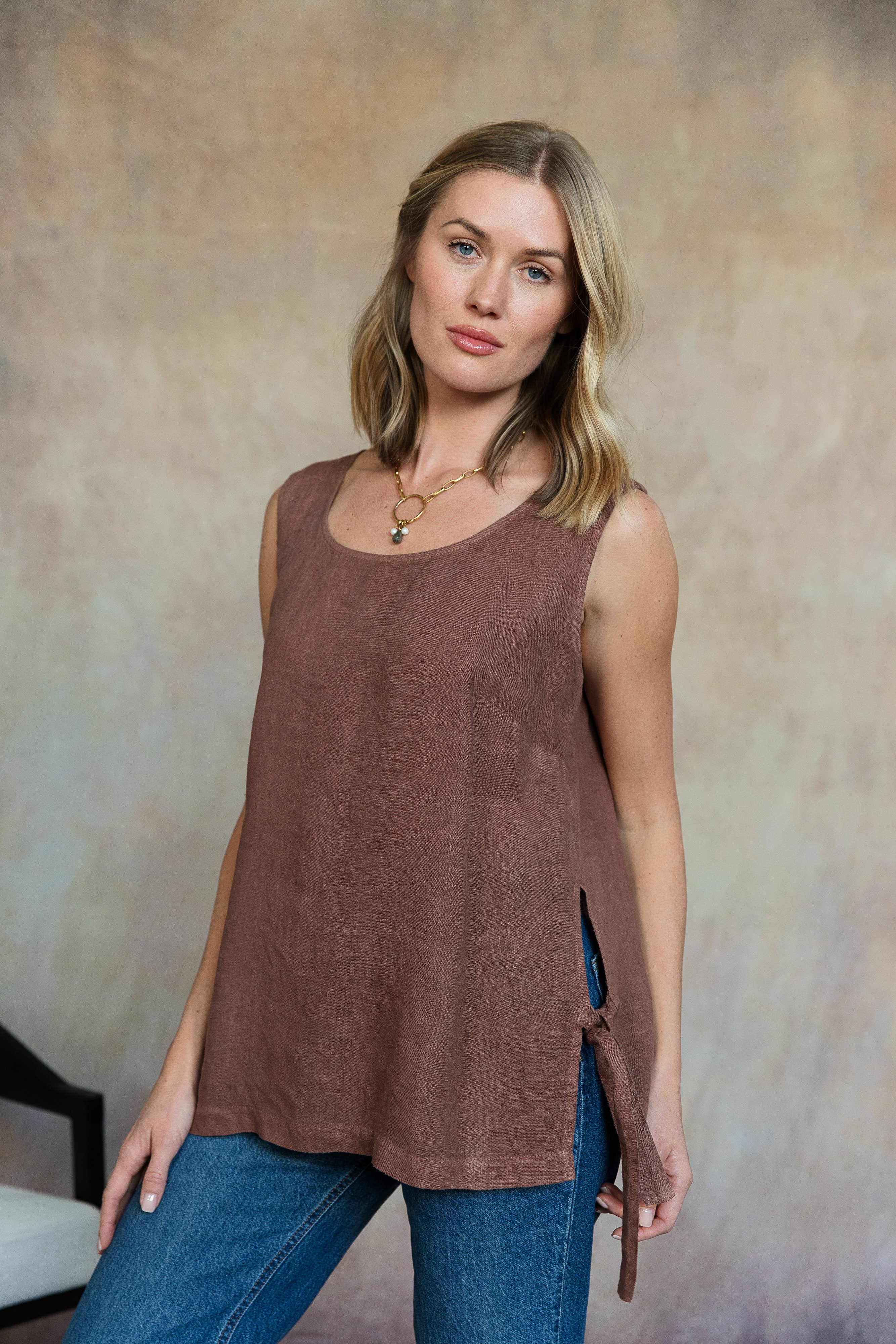 CobbleStone Living - Wholesale Blouse - Women's - Brina Italian Linen Top3