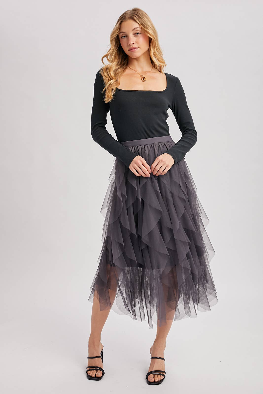 Bluivy - Wholesale Skirt - Women's - SPRIAL RUFFLED TULLE MIDI SKIRT7