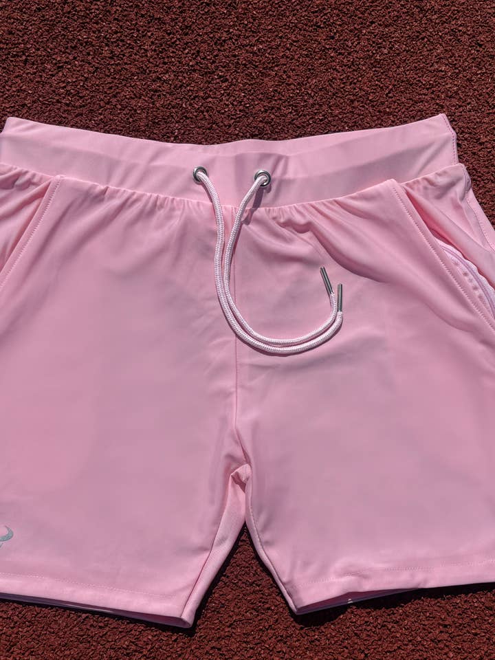 Cerus Hellrosa Titan Linerless Shorts für den Großhandel von Cerus Clothing