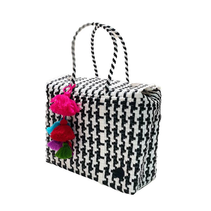 Sac à main classique noir/blanc pour la vente par Brisla