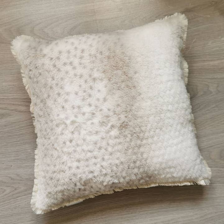 Cojín «The Vagabond» - flecos piel/greige para venta al por mayor de Les p'tits Cez