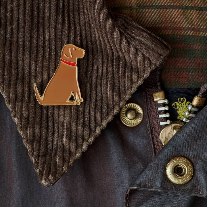 Sweet William Designs – wholesale Brosch – Julhundnål - Rävröd Labrador