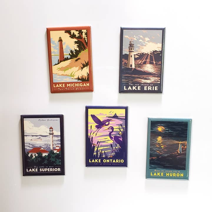 Lionheart Graphics - Wholesale Magnet - Lake Michigan Retro Lighthouse Magnet | Great Lakes