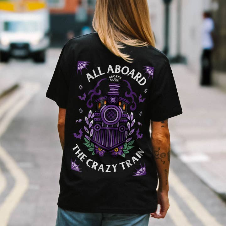 T-shirt Crazy Train (Unisexe) pour la vente par Broken Society