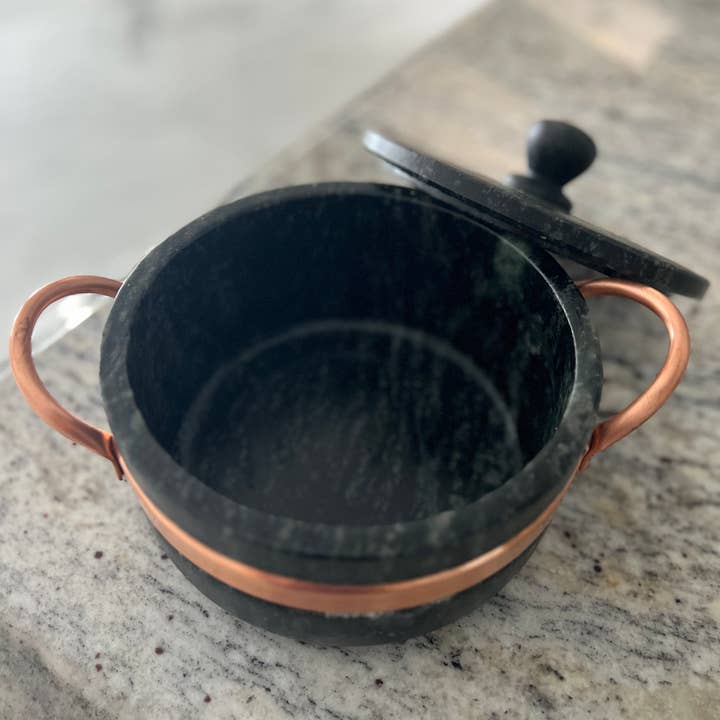 Seasonal Home Needs Soapstone Cookwares - Vendita all'ingrosso Set di pentole - Pentola in Pietra Ollare 1,5 Litri2