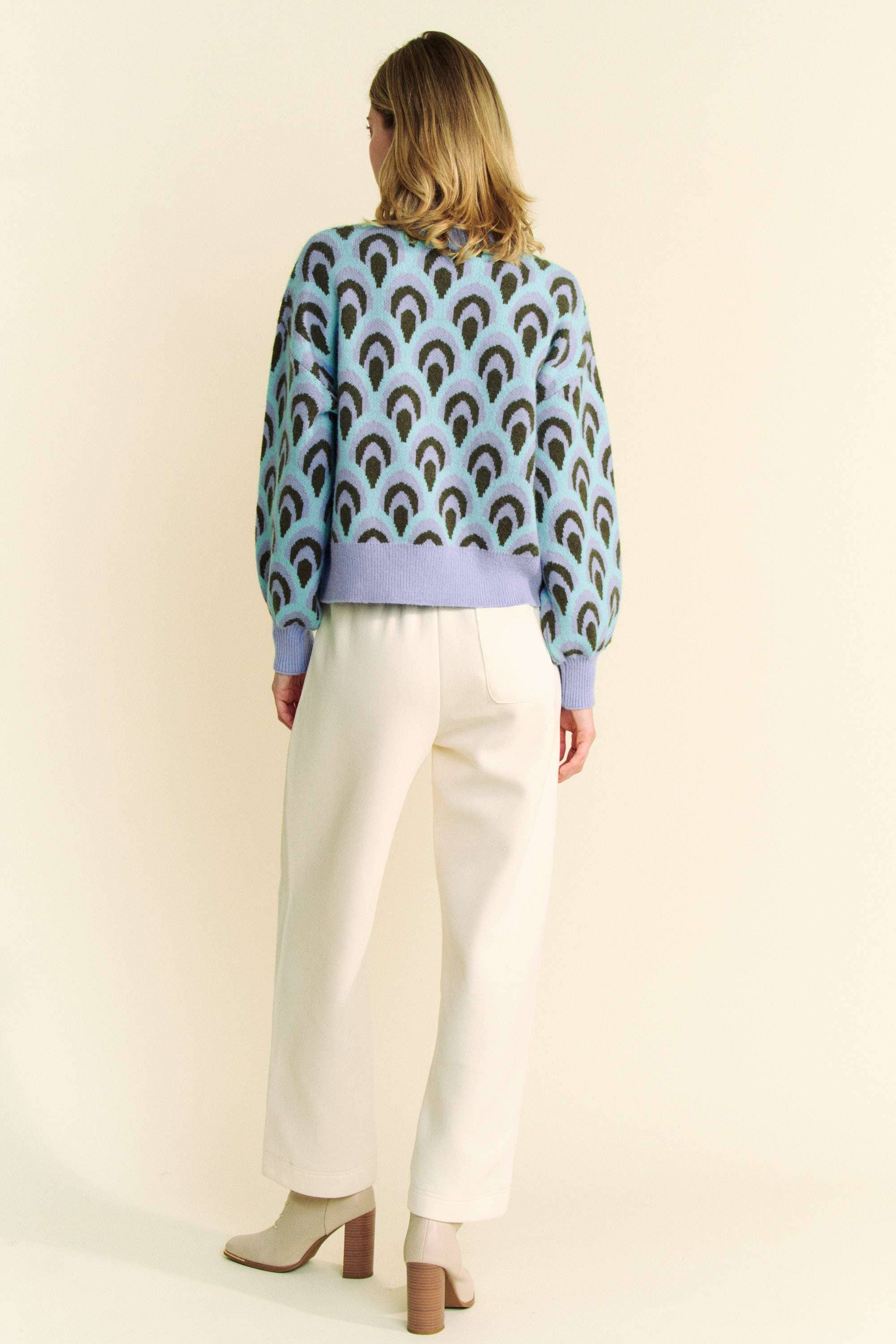 Combo azul SUÉTER HOLGADO CON CUELLO REDONDO Y JACQUARD A ESCALA GRANDE de venta al por mayor en Faire5