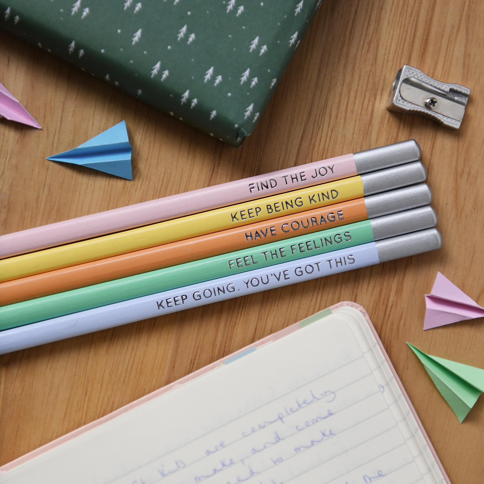 Clara and Macy – wholesale Pencil – Set Of Five Daily Reminder Positive Pencils3