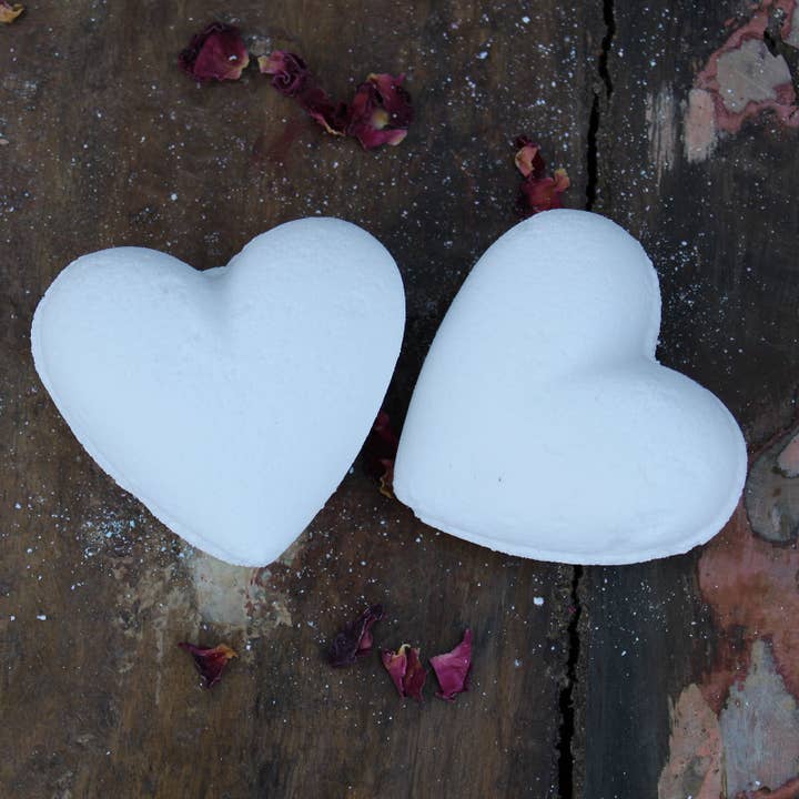 Ancient Wisdom – wholesale Bath bomb/fizz – Love Heart Bath Bomb 70g - Coconut