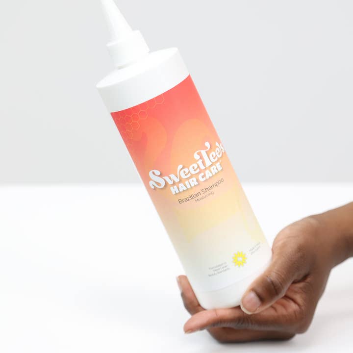 Shampooing brésilien (hydratant) pour la vente par SweetTee’s Hair Care