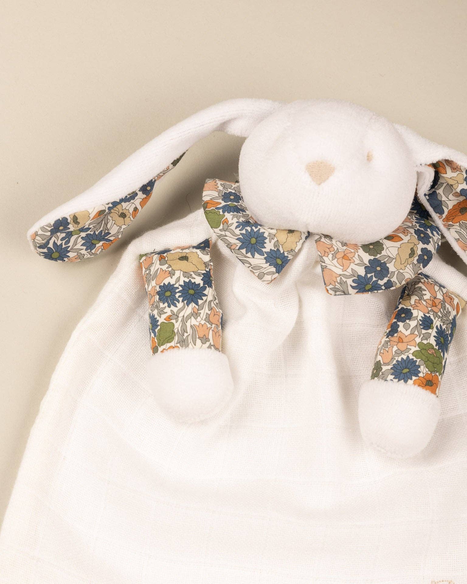 Pamplemousse Peluches - Wholesale Stuffed/Plush Toy - Kids & Baby - Liberty Poppy Cuddly Toy1