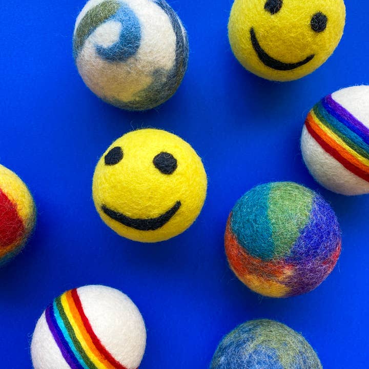 PLENTY - Wholesale Dryer Balls - Dryer Ball | Rainbow Belt5