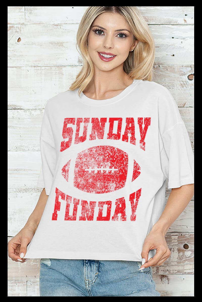 2&moon – wholesale Screen printed t-shirt – Women′s – Sunday Funday Football Graphic Crop Tee 4