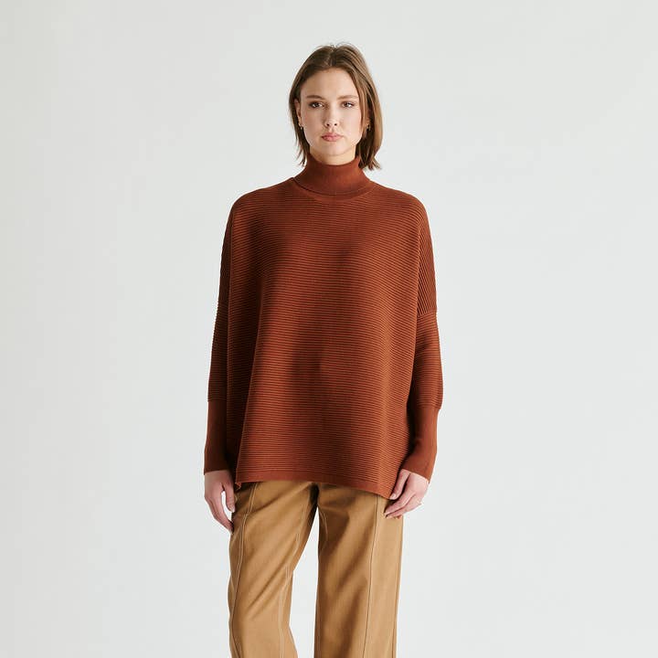 Pull côtelé à col roulé Paisie pour la vente par Paisie