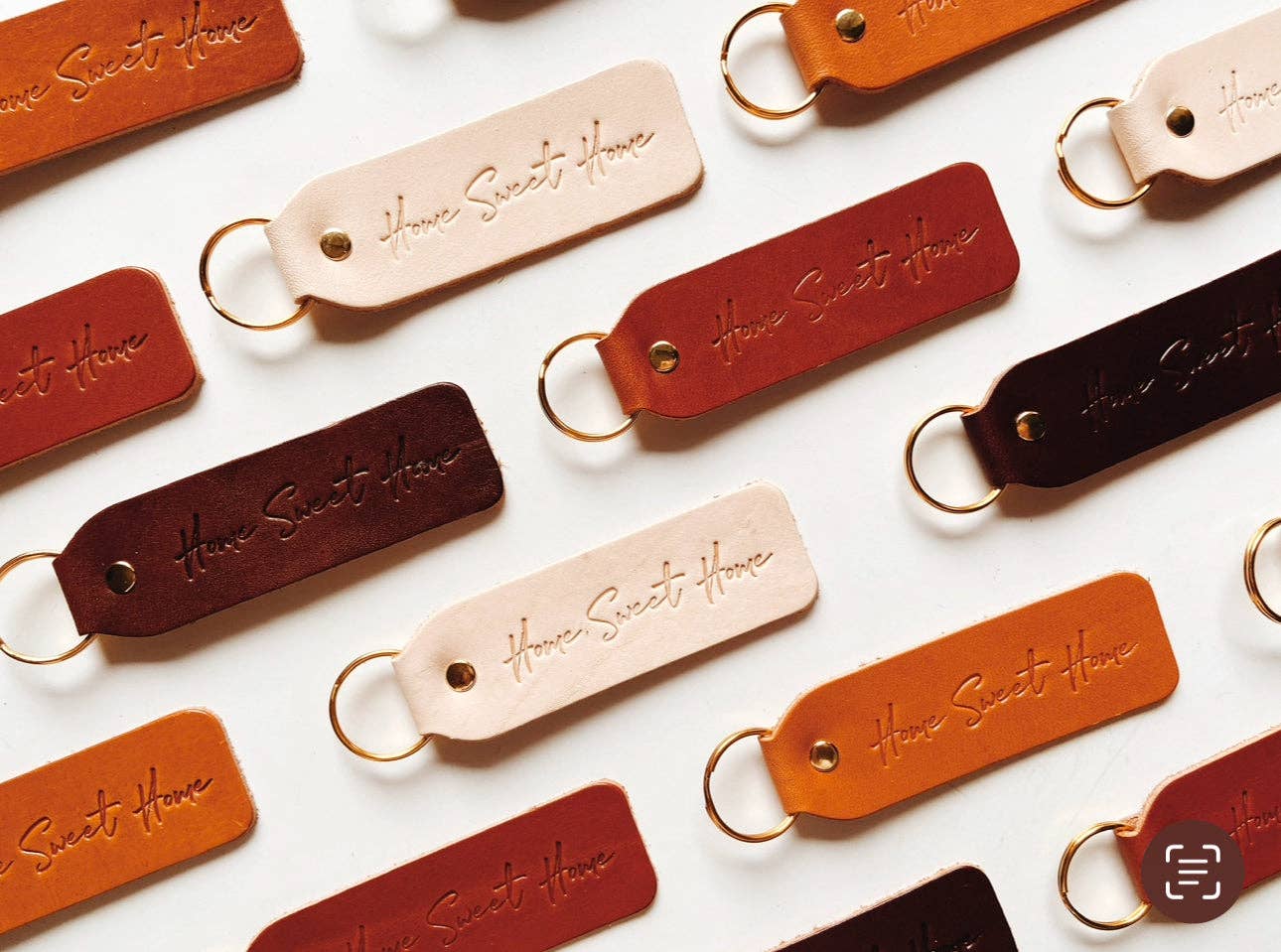 Twin Sparrow - Wholesale Keychain - Unisex - "Home Sweet Home" Script Keychain1